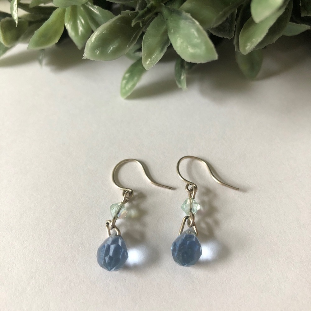 Elegant Blue crystal Drop Earrings - Picture 2 of 3